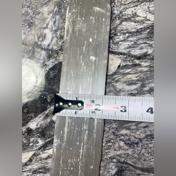 Selenite Crystal Wand - Picture 4 of 4